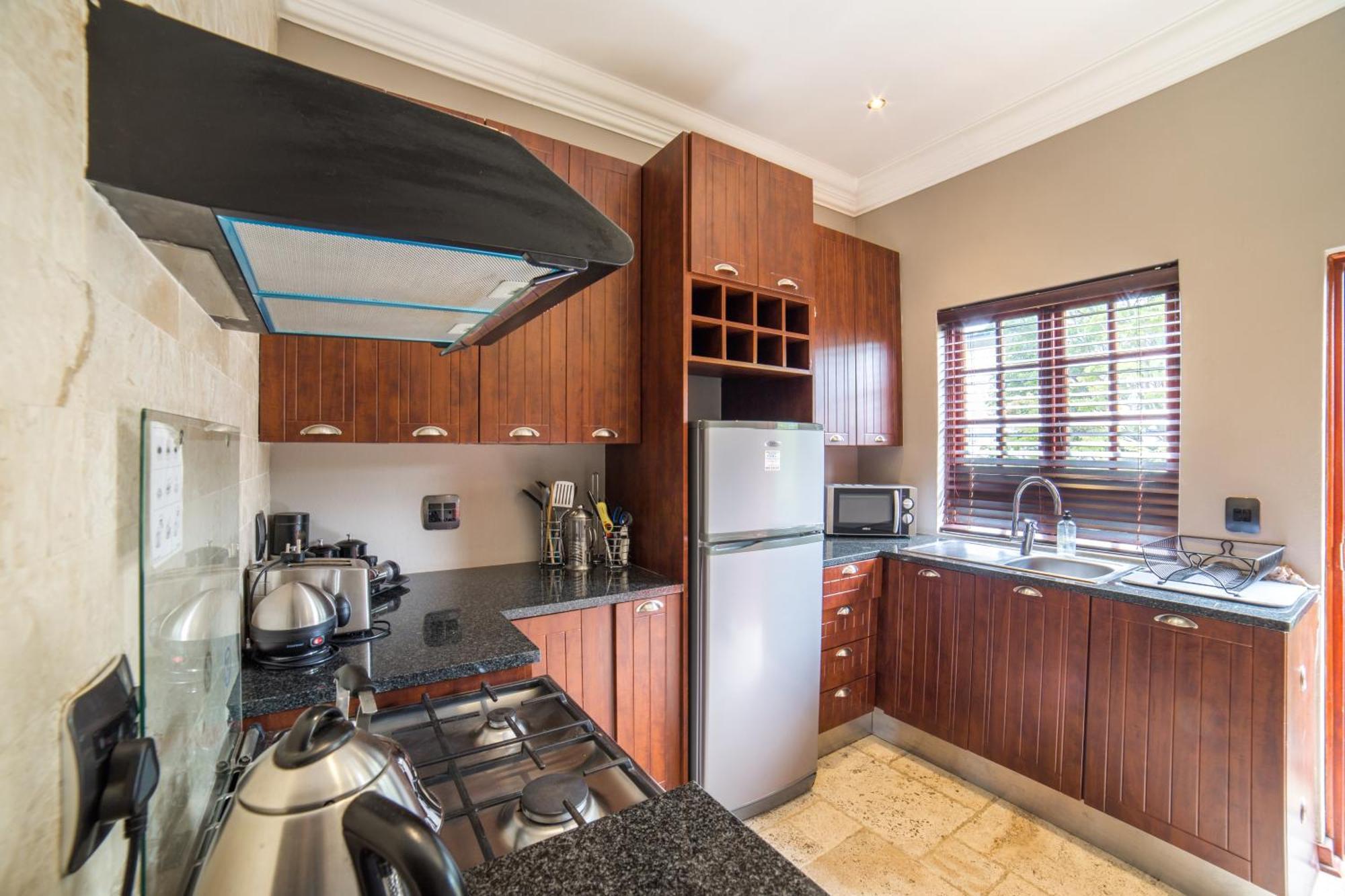 Tuareg Guest House Midrand Exterior foto